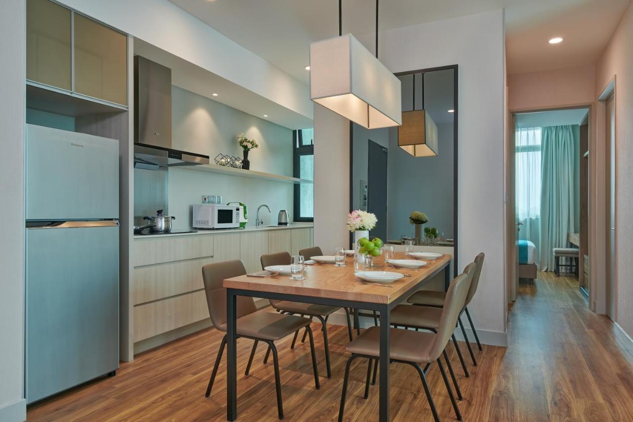 Mercure Living Putrajaya Dış mekan fotoğraf A typical kitchen and dining room
